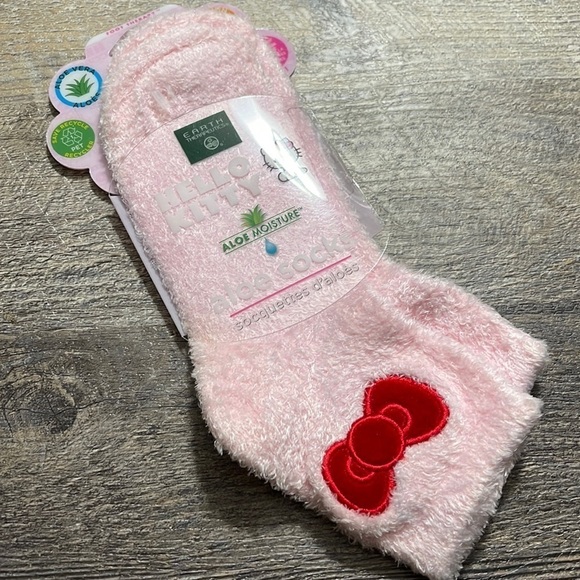 Hello Kitty Accessories - Hello Kitty socks